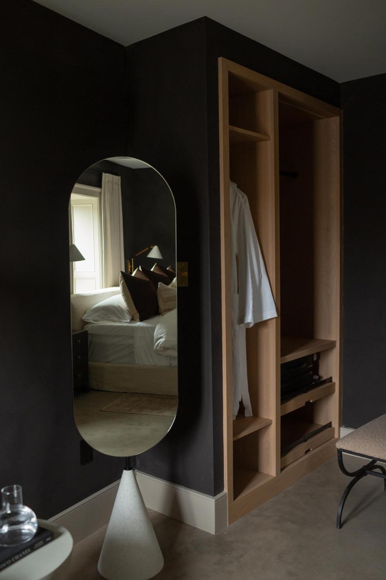 Kat Florence Hotels Elora Kültér fotó