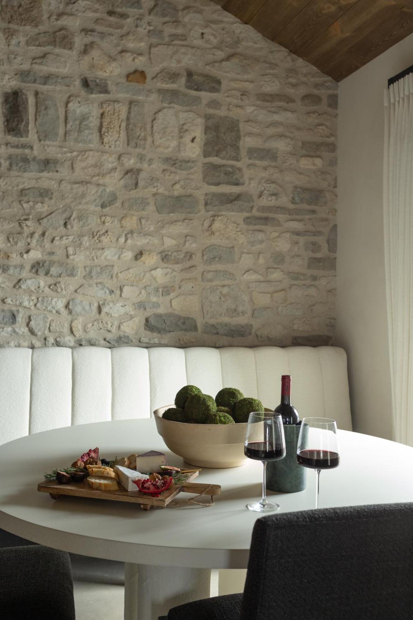 Kat Florence Hotels Elora Kültér fotó